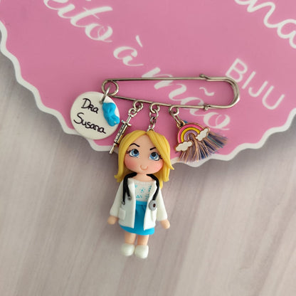 Pregadeira ou Porta-Chaves Médicas ou Médicos - Artesanal em Biscuit