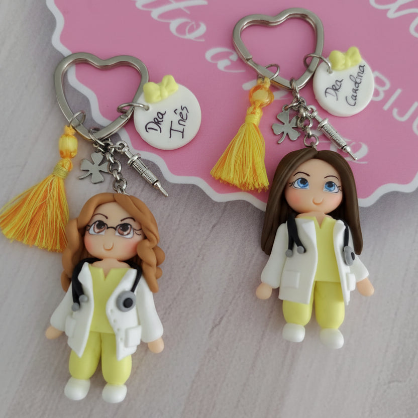 Pregadeira ou Porta-Chaves Médicas ou Médicos - Artesanal em Biscuit